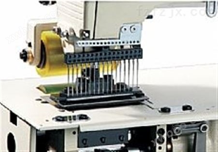 TK-1417十七针平台型勾针纵向双重环缝链式缝纫机